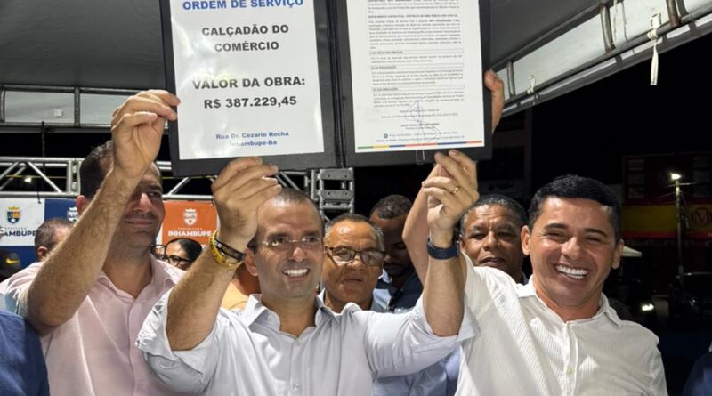 Inhambupe: Prefeito Hugo de Leônidas assina ordem de serviço para construção do novo calçadão