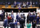 Câmara aprova PEC que reduz jornada para 40h e acaba com escala 6×1; veja o que muda