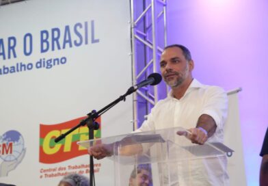 ‘Maior vitória em décadas’, diz Augusto Vasconcelos sobre PEC da 6×1