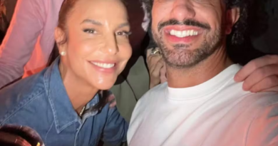 Ivete assume novo romance na Itália, é flagrada aos beijos com empresário