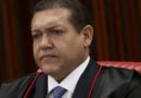 Nunes Marques barra divulgação de pesquisa que apontava desgaste de Flávio Bolsonaro