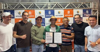 Prefeito Hugo de Leônidas assina ordem de serviço para construção da Praça da Matinha em Inhambupe