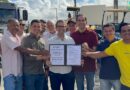 Prefeito Hugo de Leônidas autoriza início de obra de pavimentação asfáltica em Inhambupe