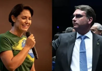 Flávio Bolsonaro recua, reforça convite a Michelle e tenta conter crise no PL
