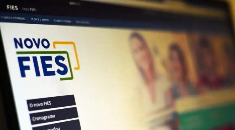 Inscrições para o Fies do segundo semestre começam nesta terça