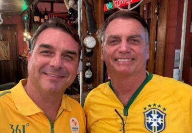 Bolsonaro pede ao STF que derrube veto a visita de Flávio