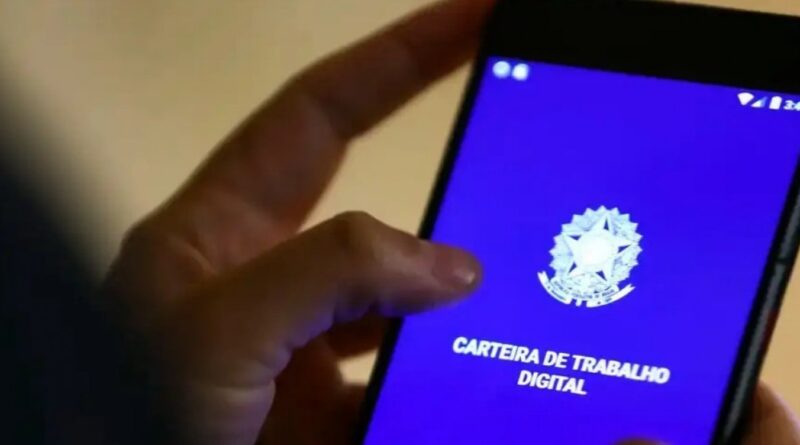 Desemprego cai para 5,3% no trimestre até julho, menor taxa desde 2012
