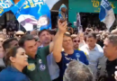 Flávio Bolsonaro exibe imagem de Nossa Senhora após polêmica