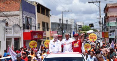 Inhambupe: Multidão participa de caminhada em apoio ao Time de Lula na manhã deste domingo