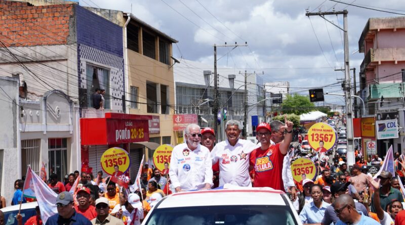 Inhambupe: Multidão participa de caminhada em apoio ao Time de Lula na manhã deste domingo