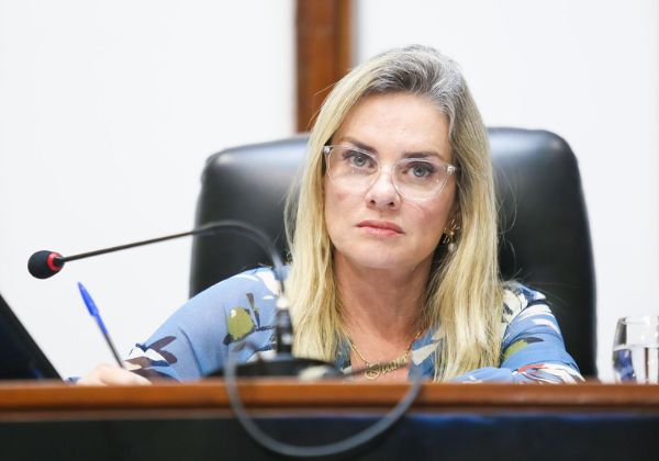 Confira os deputados estaduais mais votados na Bahia para a ALBA