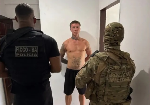 Ex-militar russo condenado à prisão perpétua é capturado em Salvador